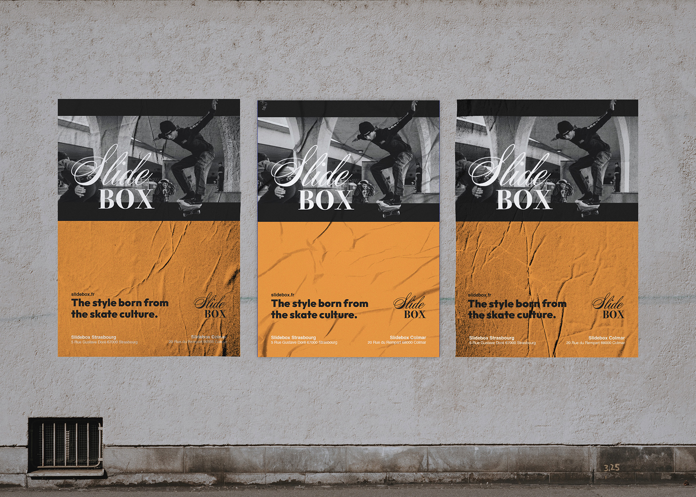 Affiches collés au mur, ambiace streetwear, travail print
